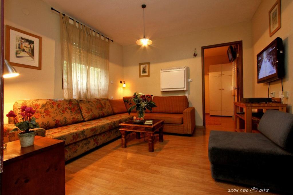 Golan Rooms At Sagi Family Country Lodging Ramot Exterior foto